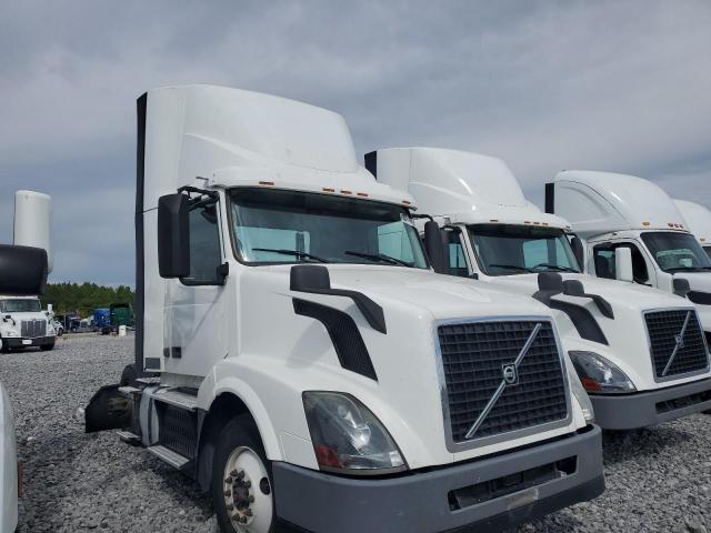 2017 VOLVO VN VNL — VIN 4V4N39TGXHN988093
