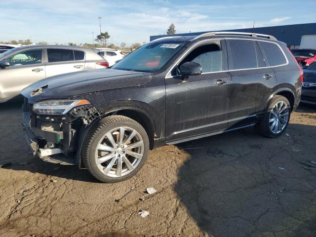 2016 VOLVO XC90 T6 — VIN YV4A22PKXG1085982