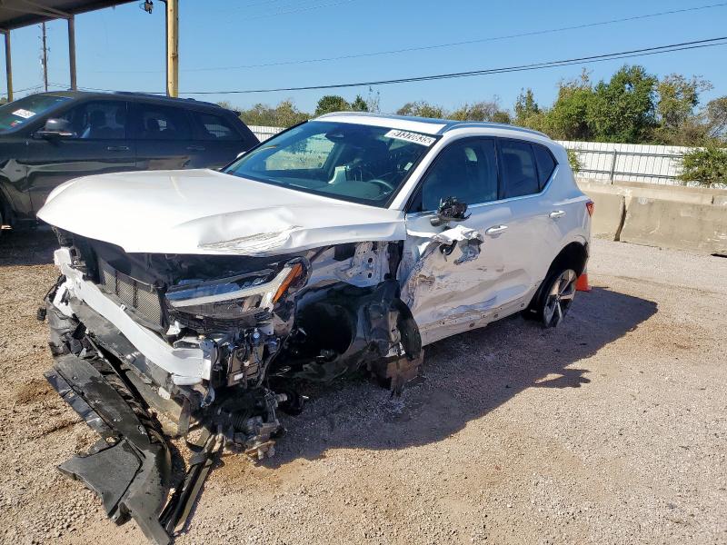 2025 VOLVO XC40 PLUS — VIN YV4L12UE8S2595275