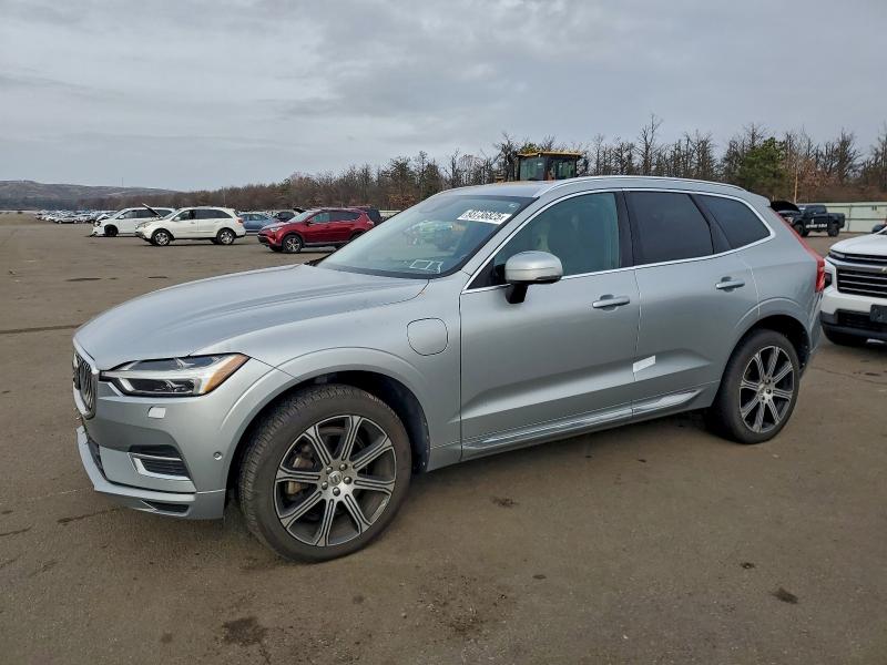 2018 VOLVO XC60 T8 IN — VIN YV4BR0DL9J1080541